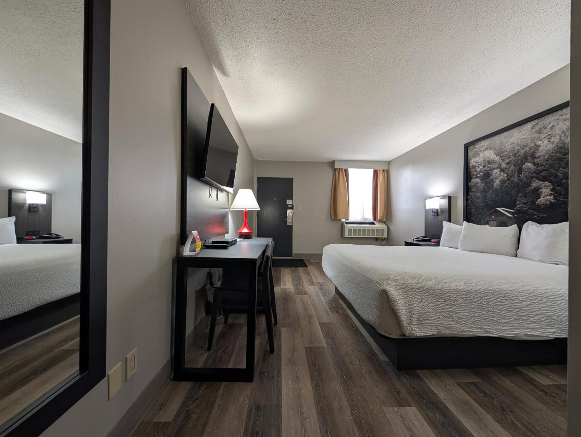 Super 8 By Wyndham Thunder Bay Motell Exteriör bild